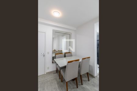 Sala/Cozinha/Área de Serviço  de apartamento à venda com 2 quartos, 63m² em Vila Guilhermina, São Paulo