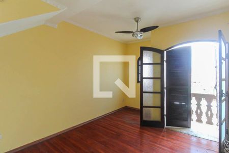 Sala de casa para alugar com 2 quartos, 150m² em Jardim Sonia Maria, São Paulo