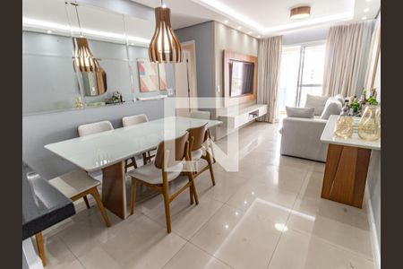 Sala de apartamento para alugar com 2 quartos, 70m² em Vila Bertioga, São Paulo