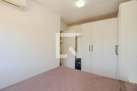 Quarto 1 de apartamento para alugar com 2 quartos, 56m² em Morro Santana, Porto Alegre