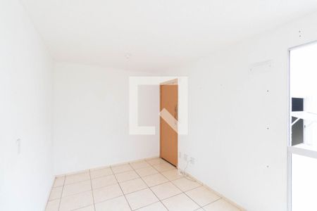 Sala de apartamento para alugar com 2 quartos, 42m² em Cosmos, Rio de Janeiro