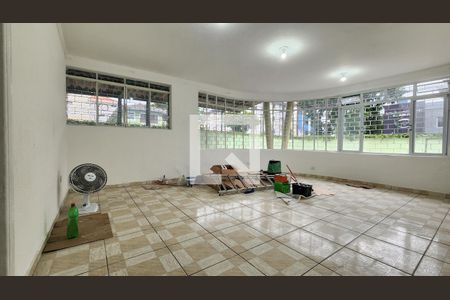 Detalhe Sala de casa para alugar com 5 quartos, 300m² em Embaré, Santos