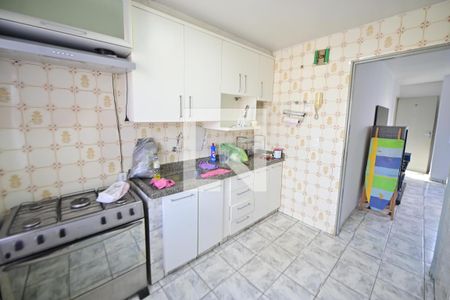 Cozinha de apartamento para alugar com 3 quartos, 91m² em Parque Anhanguera, Goiânia