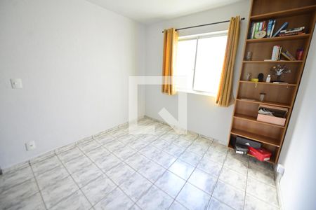 Quarto 1 de apartamento para alugar com 3 quartos, 91m² em Parque Anhanguera, Goiânia