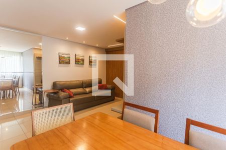 Sala de apartamento à venda com 3 quartos, 80m² em Serra, Belo Horizonte