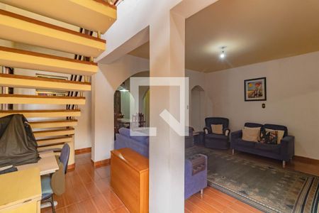 Casa à venda com 3 quartos, 200m² em Jabaquara, São Paulo