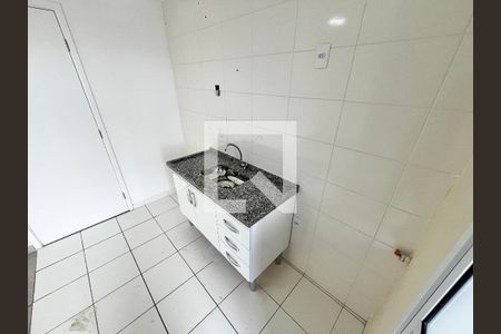 Sala/Cozinha de apartamento para alugar com 2 quartos, 40m² em Vila Guaca, São Paulo