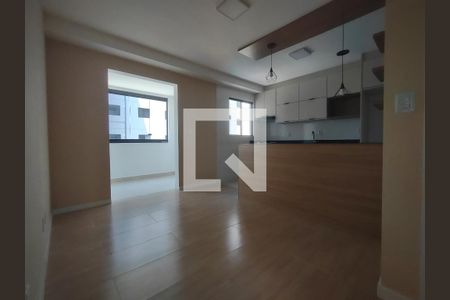 Cozinha e Área de Serviço de apartamento para alugar com 2 quartos, 60m² em Cidade D’abril, São Paulo