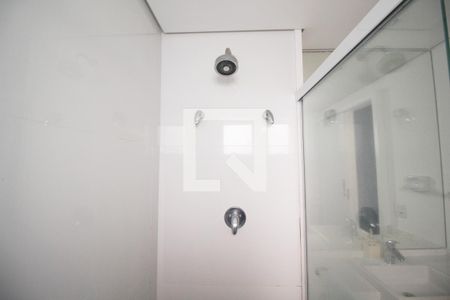 Banheiro de kitnet/studio para alugar com 1 quarto, 46m² em Itaim Bibi, São Paulo