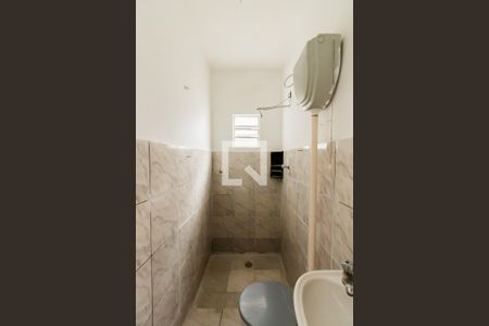 Banheiro Social de casa para alugar com 1 quarto, 40m² em Parque Boturussu, São Paulo