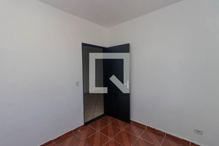 Quarto 1 de casa para alugar com 2 quartos, 60m² em Parque Casa de Pedra, São Paulo