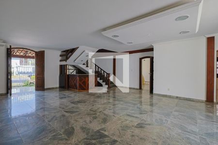 Sala de casa para alugar com 6 quartos, 528m² em Belvedere, Belo Horizonte