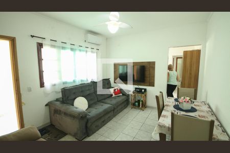 Sala de casa para alugar com 2 quartos, 150m² em Nova Mirim, Praia Grande