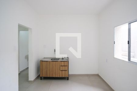 Sala e cozinha de casa para alugar com 1 quarto, 35m² em Olímpico, São Caetano do Sul