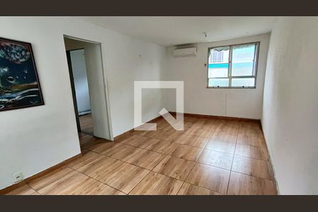 Sala  de apartamento para alugar com 1 quarto, 40m² em Taquara, Rio de Janeiro