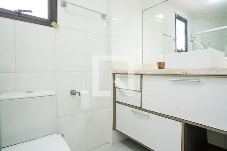 Banheiro da suíte de apartamento à venda com 3 quartos, 85m² em Santa Paula, São Caetano do Sul