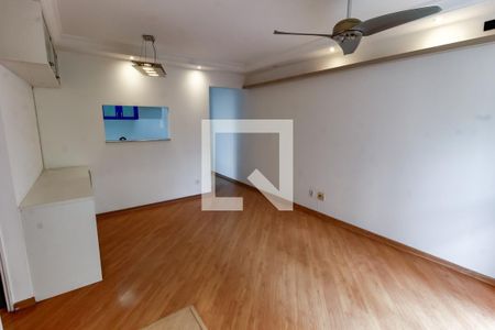 Sala de apartamento para alugar com 3 quartos, 68m² em Jardim Londrina, São Paulo