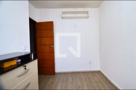 Quarto 2 de apartamento para alugar com 2 quartos, 48m² em Palmares, Belo Horizonte
