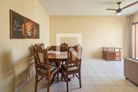Sala de apartamento para alugar com 2 quartos, 70m² em Vila Alzira, Guarujá