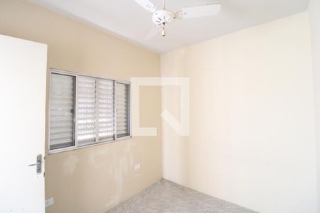 Quarto 3 de casa para alugar com 3 quartos, 100m² em Cidade Ademar, São Paulo