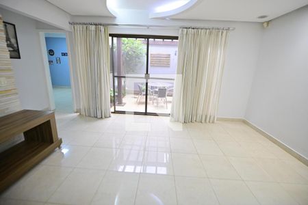 Sala 2 de casa para alugar com 4 quartos, 420m² em Jardim Atlantico, Goiânia
