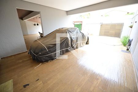 Casa para alugar com 4 quartos, 420m² em Jardim Atlantico, Goiânia
