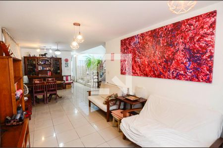 Sala de casa à venda com 3 quartos, 225m² em Grajaú, Rio de Janeiro
