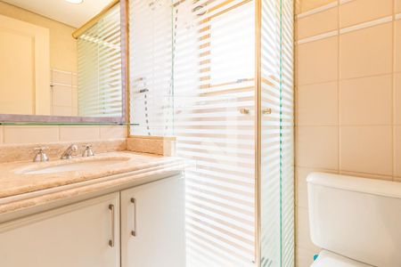 Banheiro Social de apartamento para alugar com 2 quartos, 107m² em Alphaville Industrial, Barueri