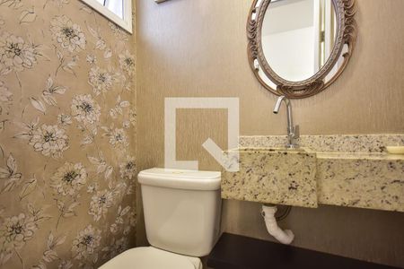 Lavabo de casa de condomínio para alugar com 4 quartos, 200m² em Jardim Ampliacao, São Paulo
