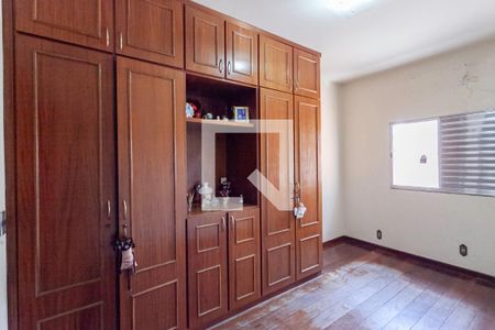 Casa à venda com 3 quartos, 290m² em Santa Monica, Belo Horizonte