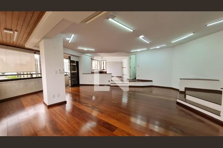 Apartamento à venda com 3 quartos, 384m² em Aclimação, São Paulo