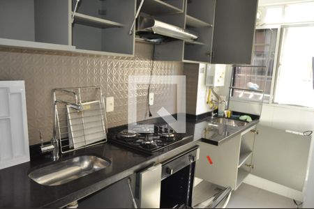 Apartamento para alugar com 2 quartos, 40m² em Del Castilho, Rio de Janeiro
