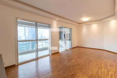 Sala de apartamento para alugar com 3 quartos, 125m² em Vila Olímpia, São Paulo