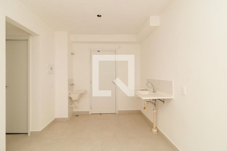 Sala/Cozinha de apartamento para alugar com 2 quartos, 32m² em Parque Novo Mundo, São Paulo
