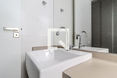 Lavabo de apartamento para alugar com 1 quarto, 45m² em Santa Cecília, São Paulo