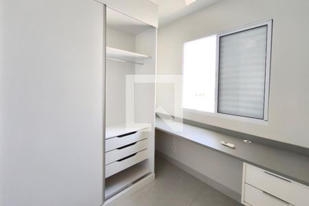 Quarto 2 de apartamento para alugar com 2 quartos, 45m² em Jardim Ipaussurama, Campinas