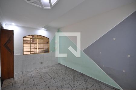 Quarto de casa para alugar com 1 quarto, 60m² em Parque Edu Chaves, São Paulo