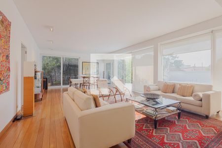 Sala de casa à venda com 4 quartos, 706m² em Alto de Pinheiros, São Paulo