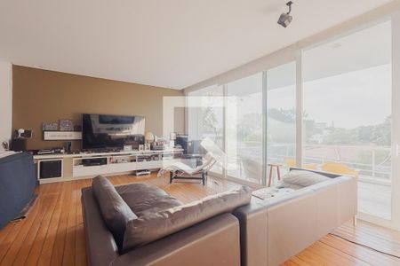 Sala de TV de casa à venda com 4 quartos, 706m² em Alto de Pinheiros, São Paulo