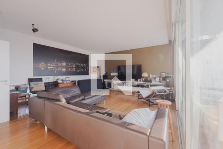 Sala de TV de casa à venda com 4 quartos, 706m² em Alto de Pinheiros, São Paulo