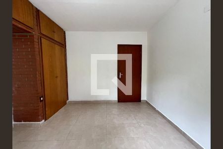 Quarto 1 de casa para alugar com 2 quartos, 80m² em Vila Antonio, São Paulo