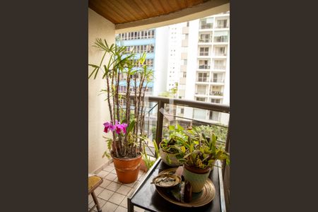 Vista de apartamento à venda com 2 quartos, 72m² em Brooklin, São Paulo