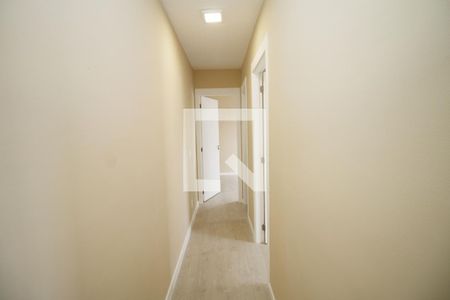 Sala - corredor de apartamento para alugar com 2 quartos, 43m² em Irajá, Rio de Janeiro