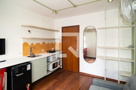 Sala / Cozinha de apartamento para alugar com 1 quarto, 26m² em Bela Vista, São Paulo