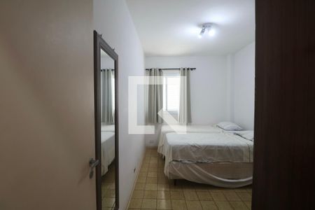 Quarto de apartamento para alugar com 3 quartos, 118m² em Vila Luis Antonio, Guarujá