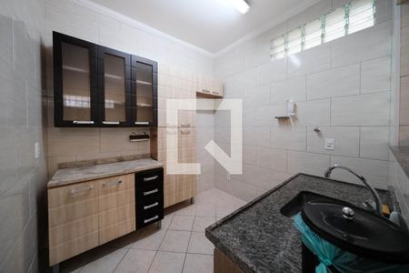 Sala/Cozinha de casa para alugar com 1 quarto, 50m² em Vila Guilhermina, São Paulo