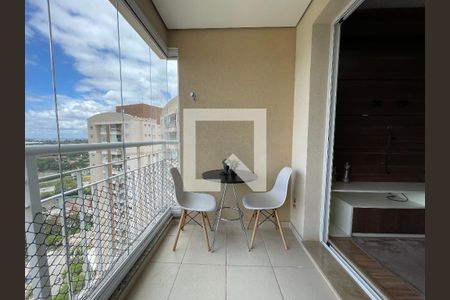 Sacada de apartamento para alugar com 3 quartos, 77m² em Conjunto Promorar Raposo Tavares, São Paulo