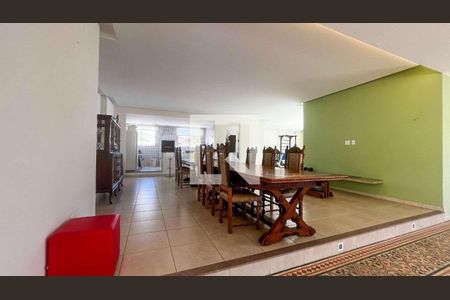 Casa à venda com 6 quartos, 740m² em Vila Paris, Belo Horizonte