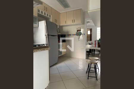 Cozinha de casa de condomínio à venda com 3 quartos, 89m² em Vila Sao Leopoldo, São Bernardo do Campo