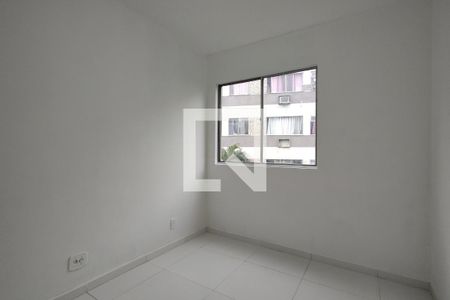 Quarto 1 de apartamento para alugar com 2 quartos, 50m² em Freguesia (jacarepaguá), Rio de Janeiro